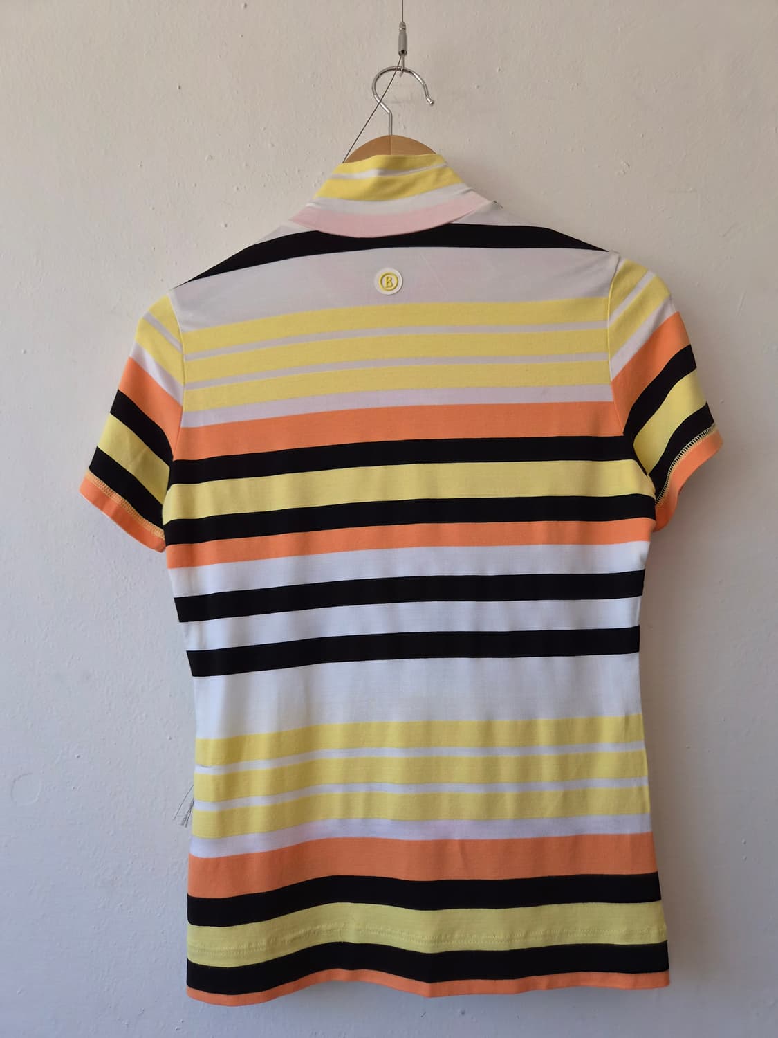 보그너 여성 하프넥반팔티셔츠 95사이즈 상품이미지3