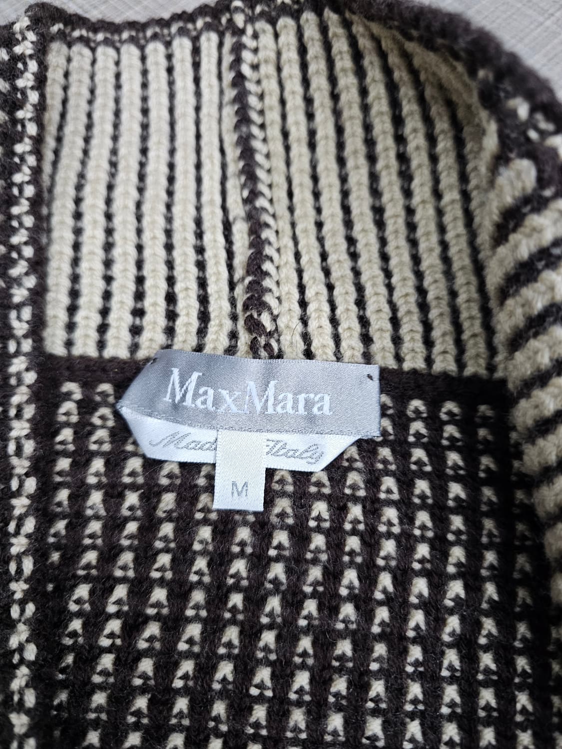막스마라 스웨터 니트 울 소재 상품이미지4