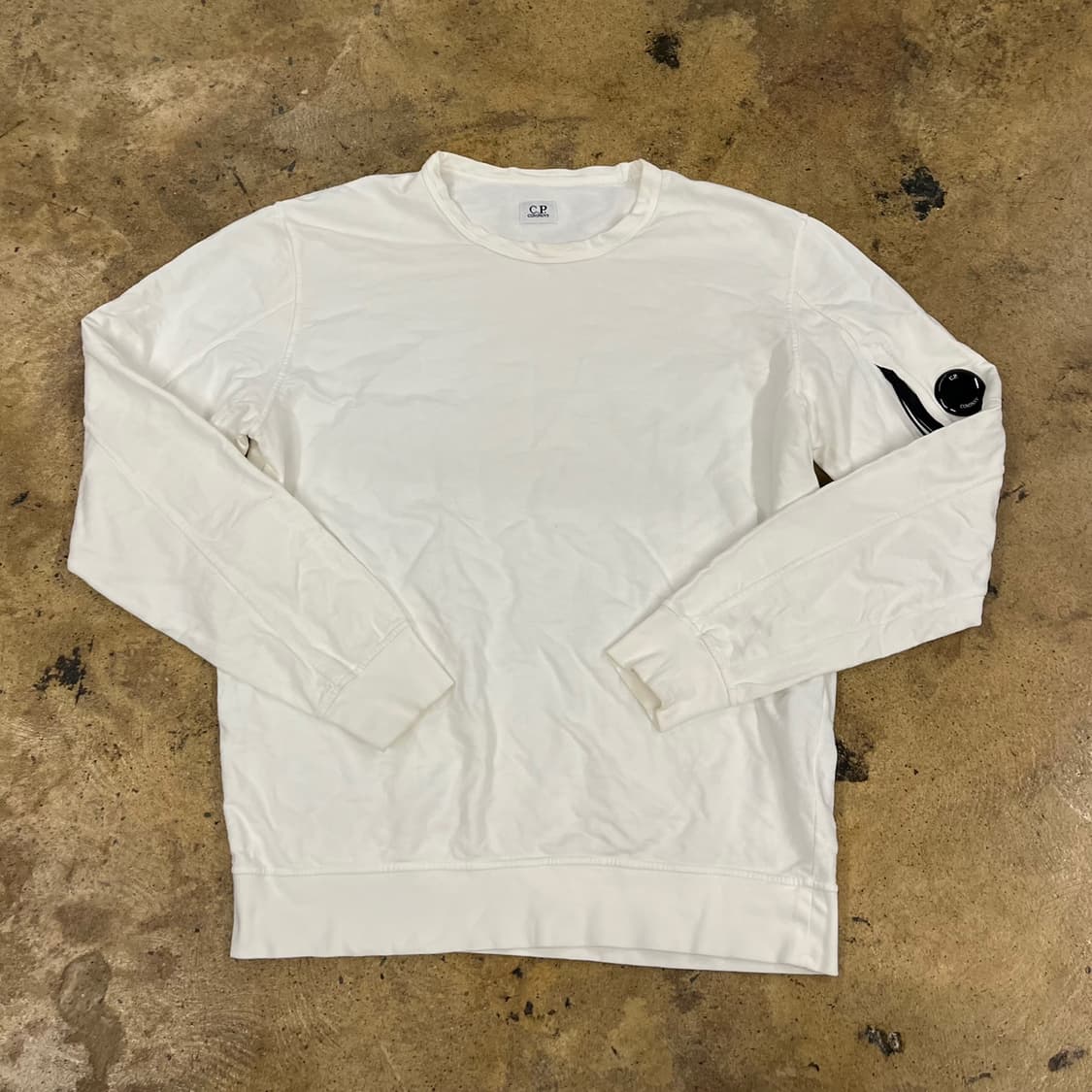 [정품] CP컴퍼니 화이트 렌즈 패치 긴팔 티셔츠  상품이미지2