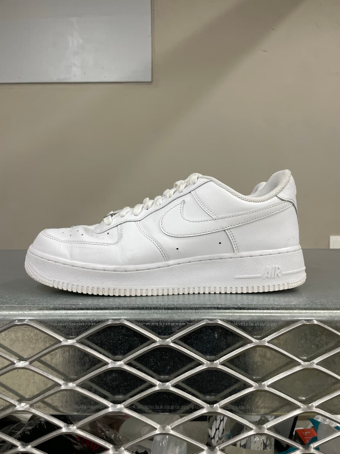 나이키 에어포스1 로우 화이트 270 상품이미지1