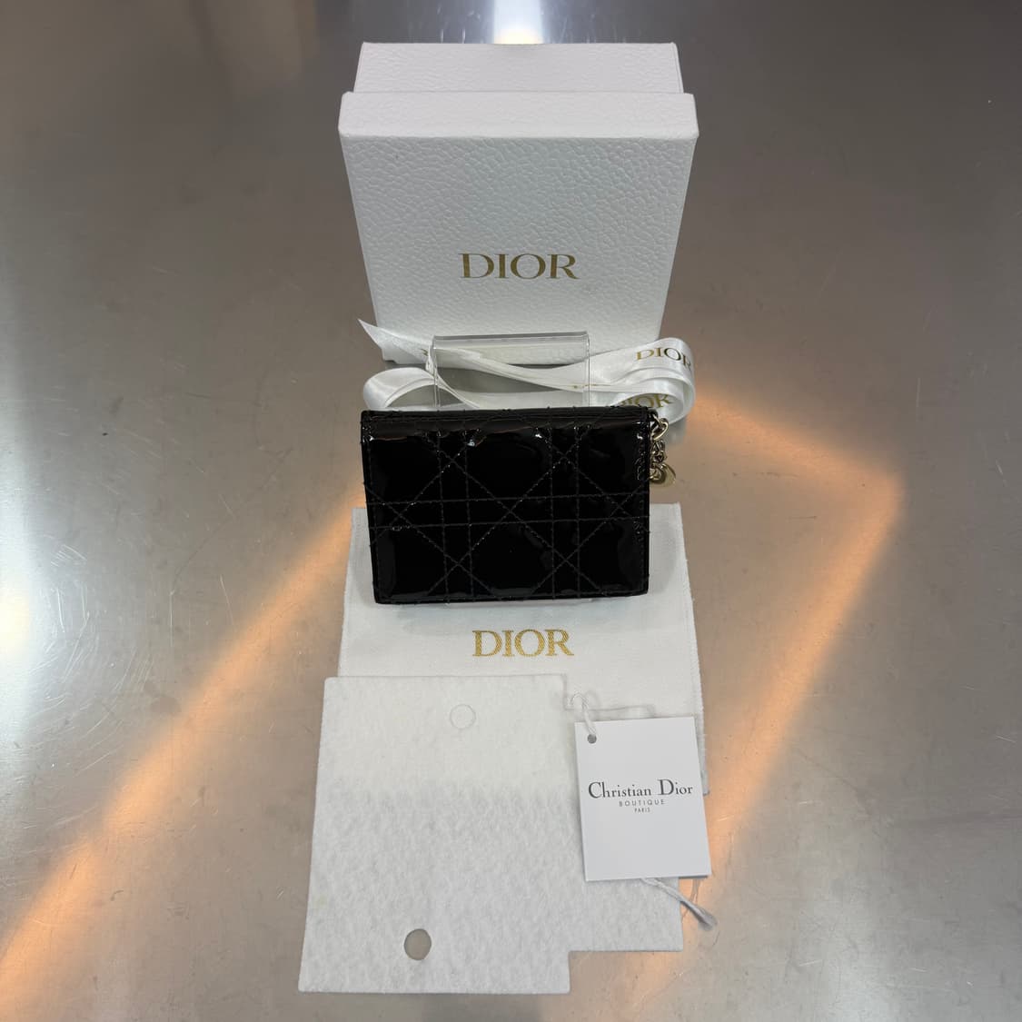 [리오브전포점] 디올 레이디 플랩 페이던트 까나쥬 카드지갑 상품이미지2