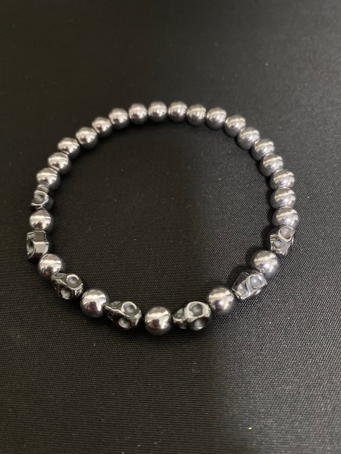 스컬 헤마타이트 팔찌 상품이미지1