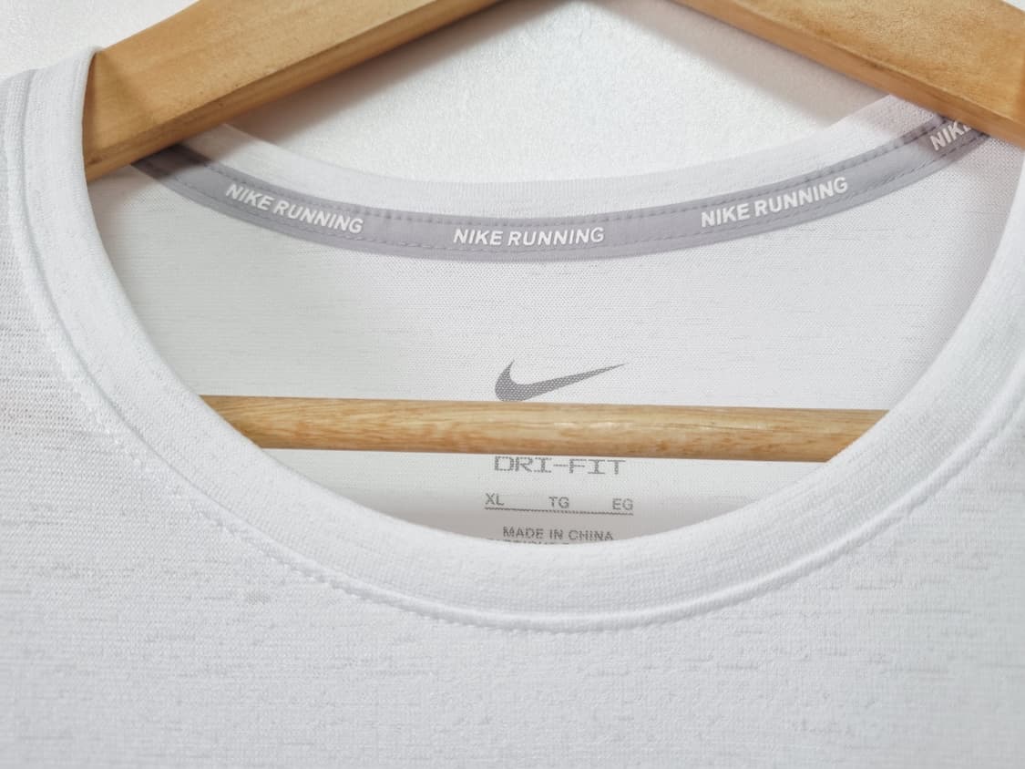 남성 나이키 러닝 런 기능성 경량 반팔 티 티셔츠 러닝복 런닝복 상품이미지7