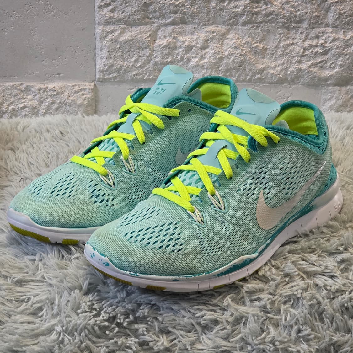 7q-20:나이키 프리 TR7 터쿼이즈 여성 트레이닝화 (240mm) 상품이미지1