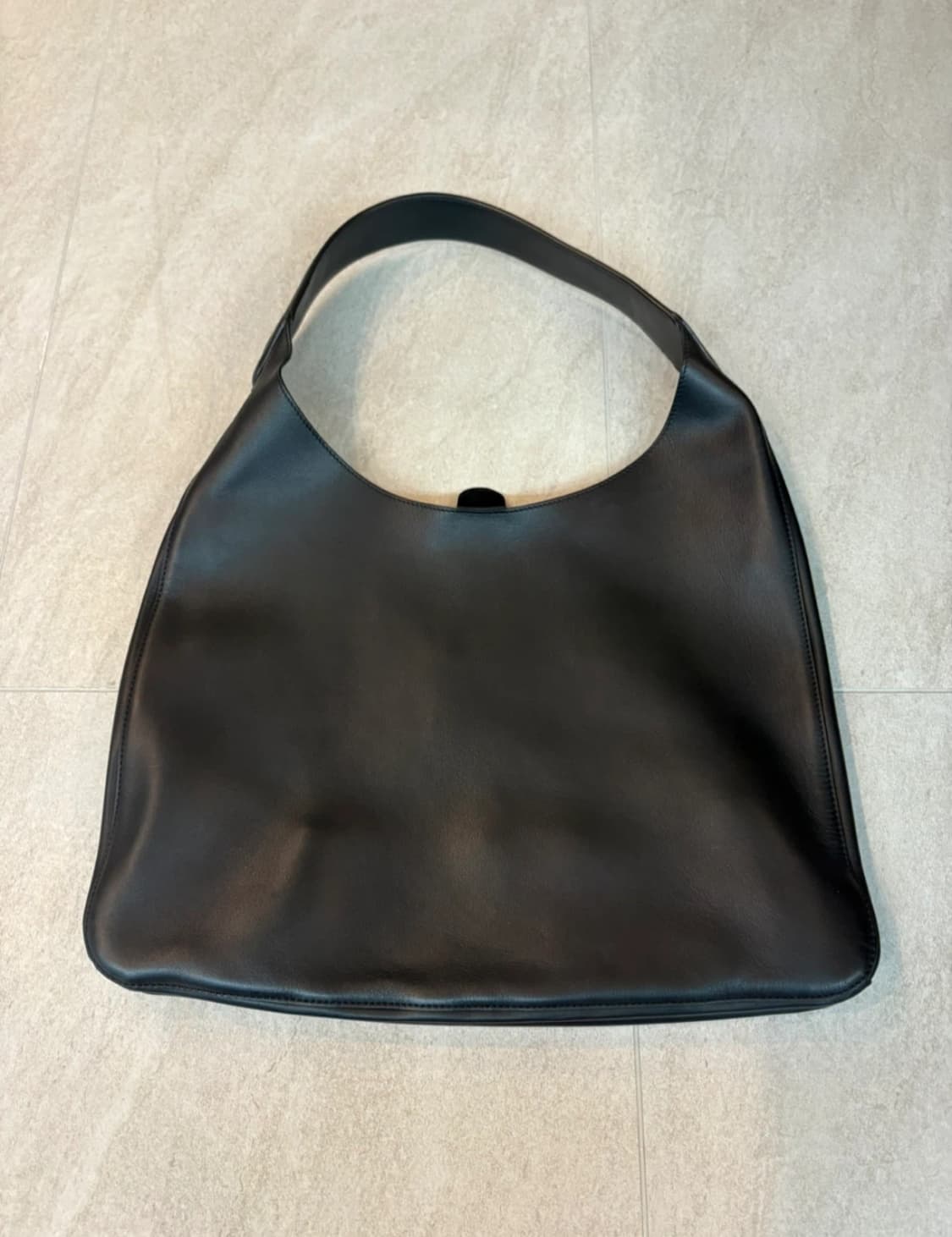 Off-White 호보 숄더백 (더스트백/개런티있음/무료배송) 상품이미지1