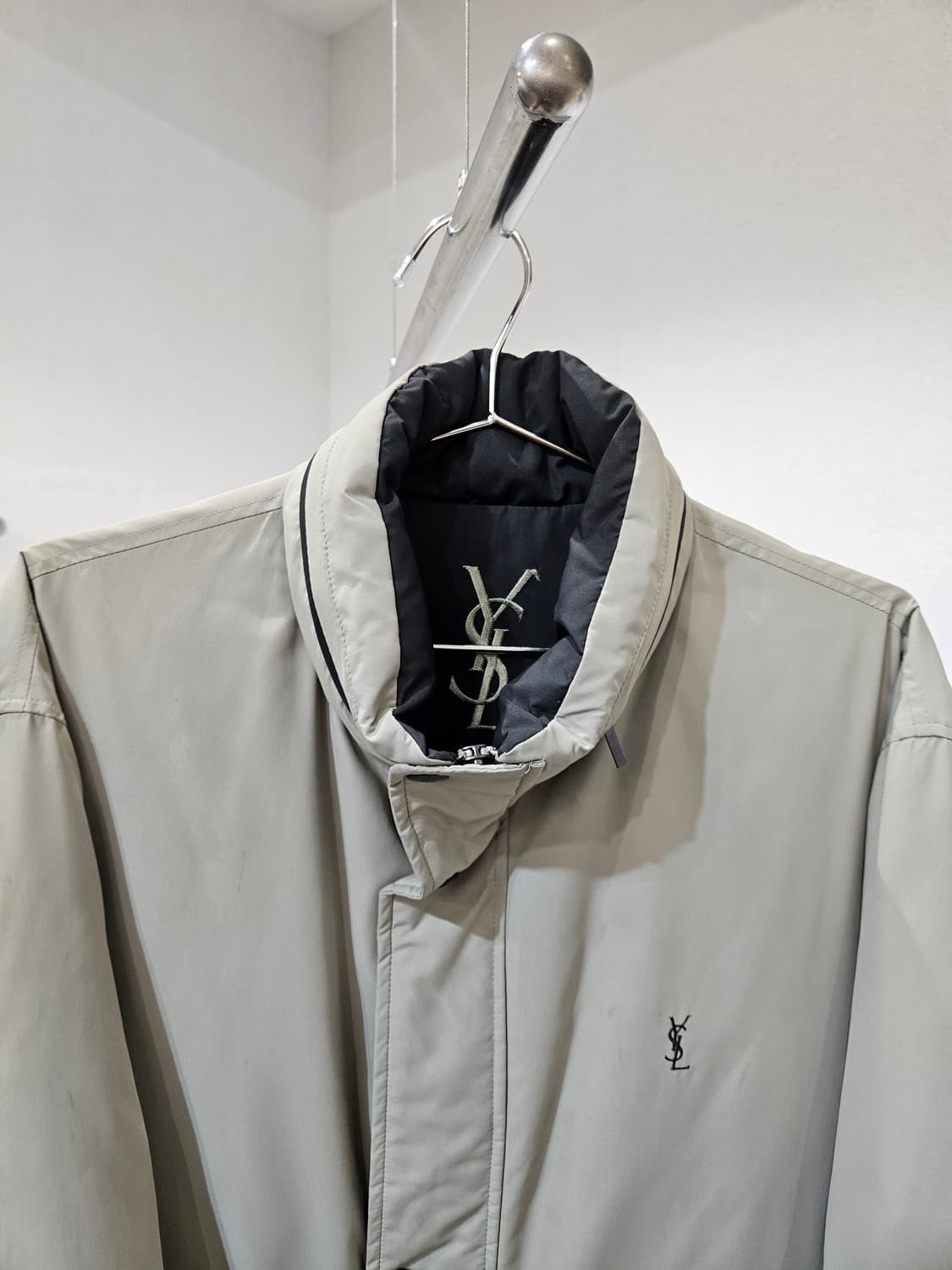 입생로랑 패딩 점퍼 상품이미지3