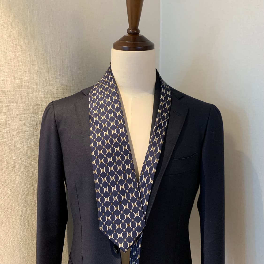펜디(FENDI) FF모노그램 명품넥타이 네이비컬러 최상급 9.6cm 상품이미지1