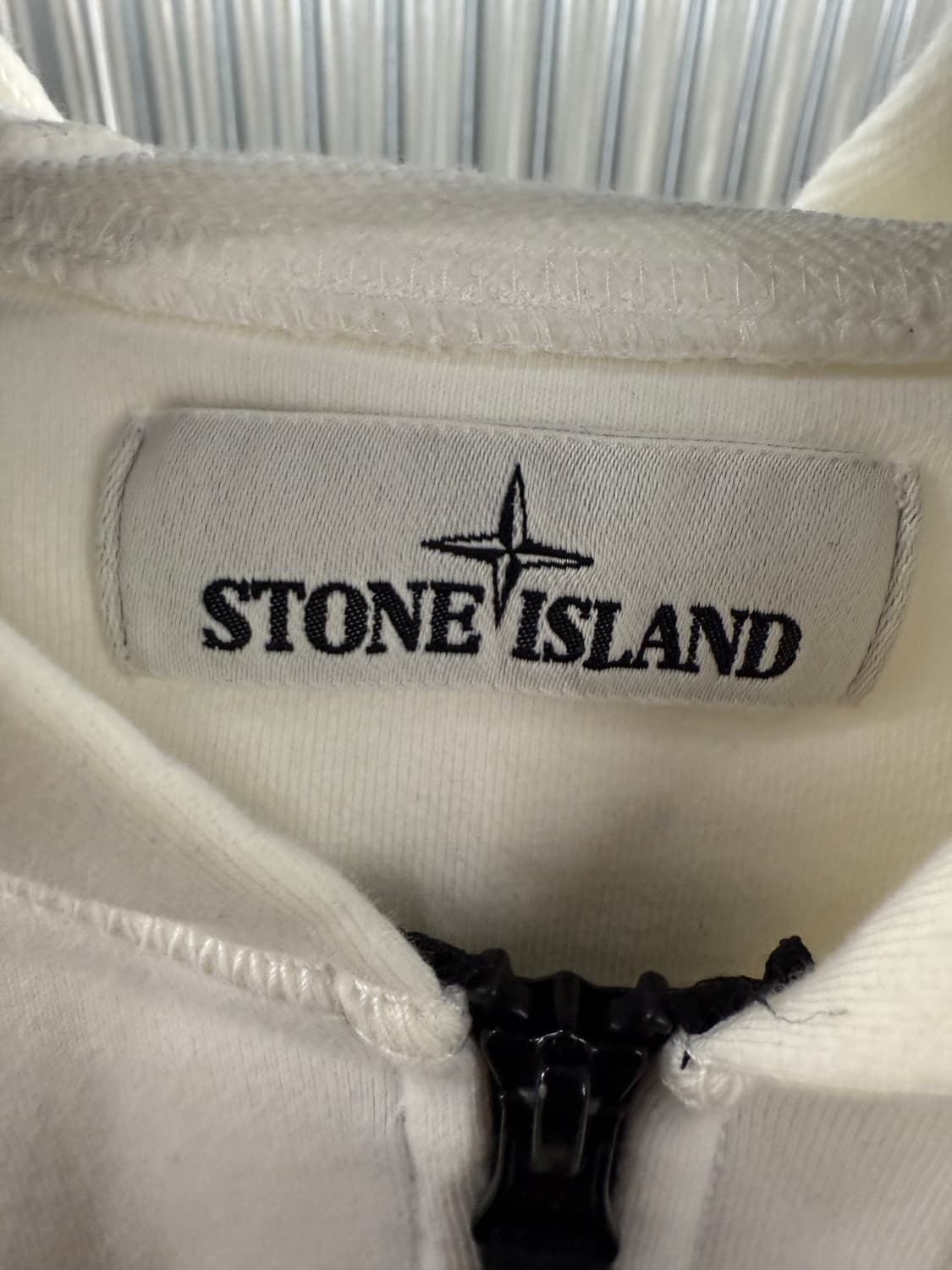 스톤아일랜드 정품 화이트 후드집업 M 상품이미지4