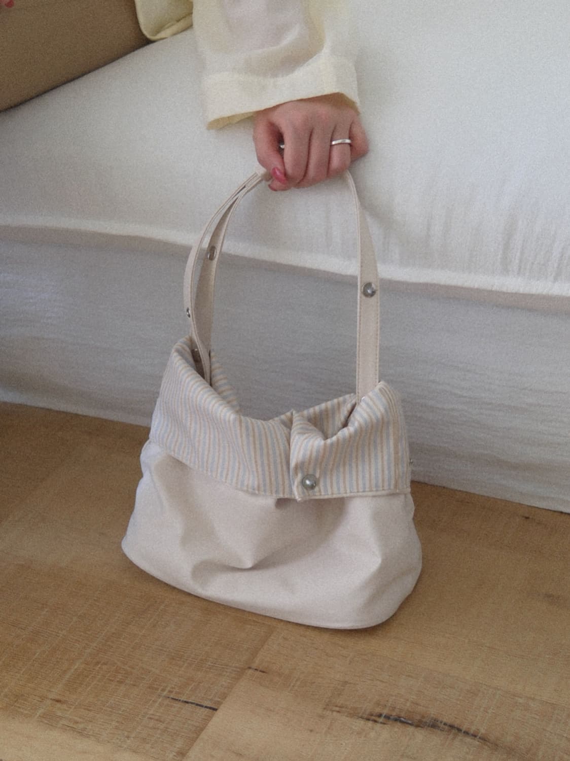 혜키 hyeki 도로백 아이보리 새상품 판매합니다. 상품이미지3