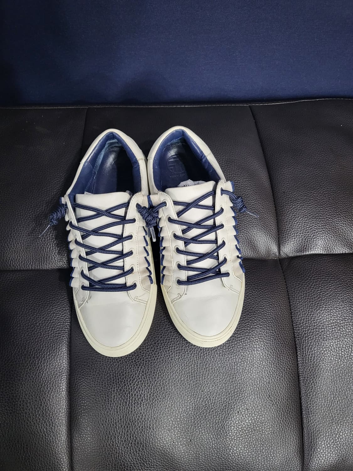 토리 스포츠(토리버치) 러플 스니커즈 상품이미지1