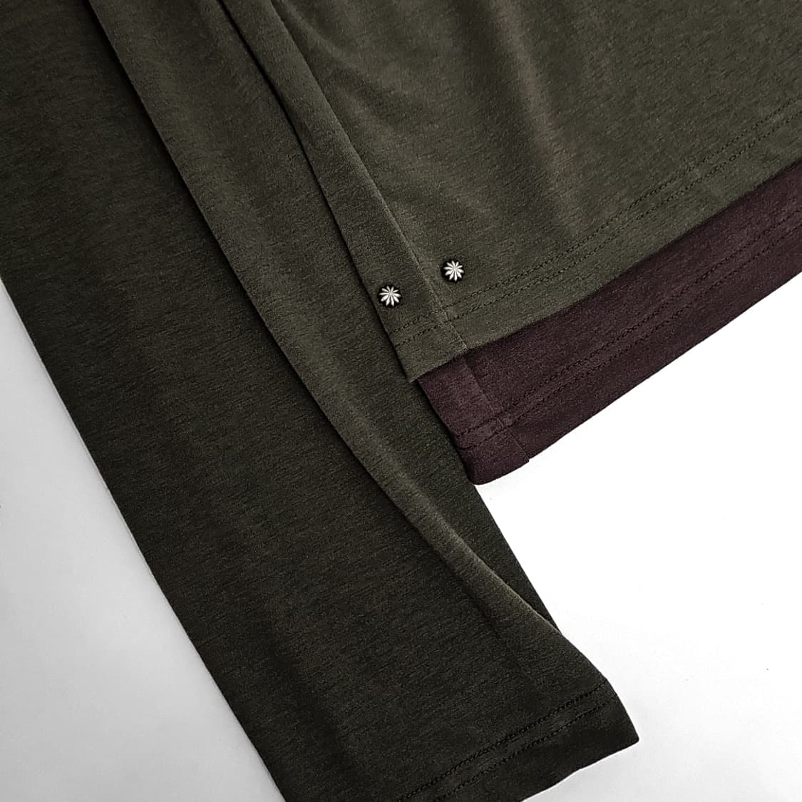 Koga 이브 레이어드 헨리넥 롱 슬리브스  (khaki) 상품이미지5