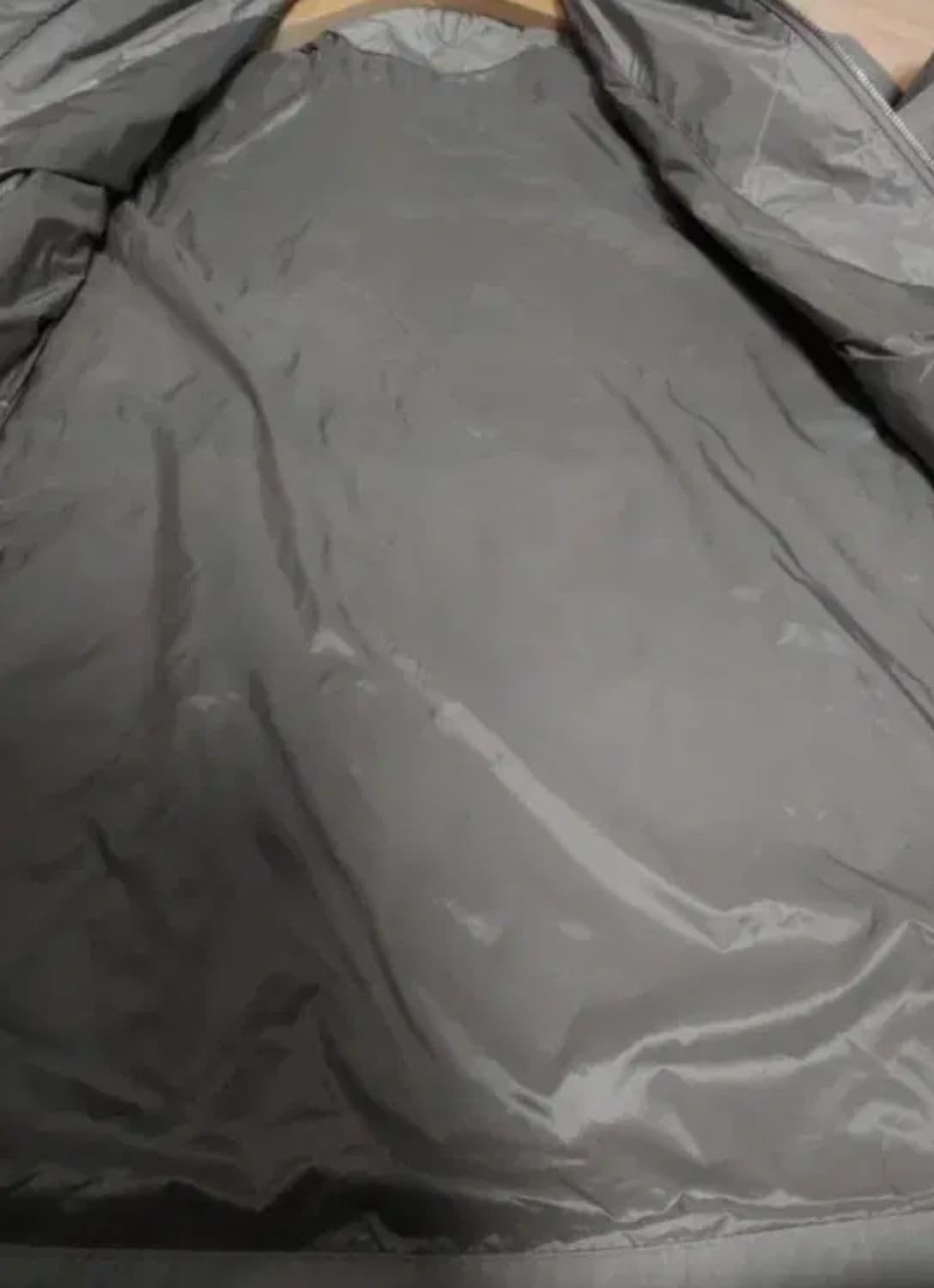새상품] 루이까스텔 얇은 바람막이 자켓, M 상품이미지5