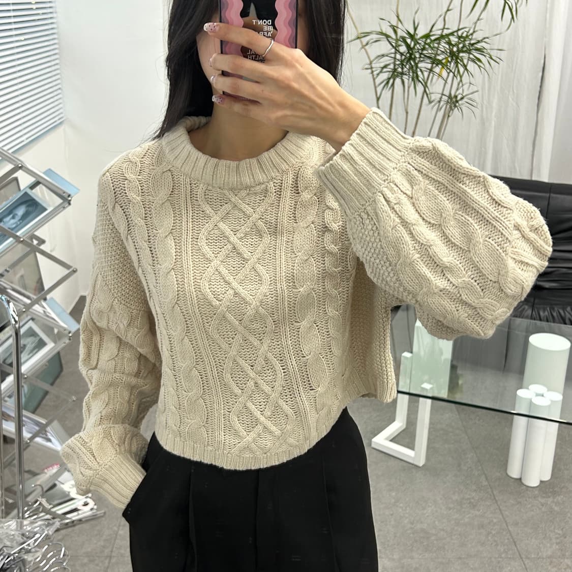 H&M 숏 그롭 꽈베기 니트 상품이미지1