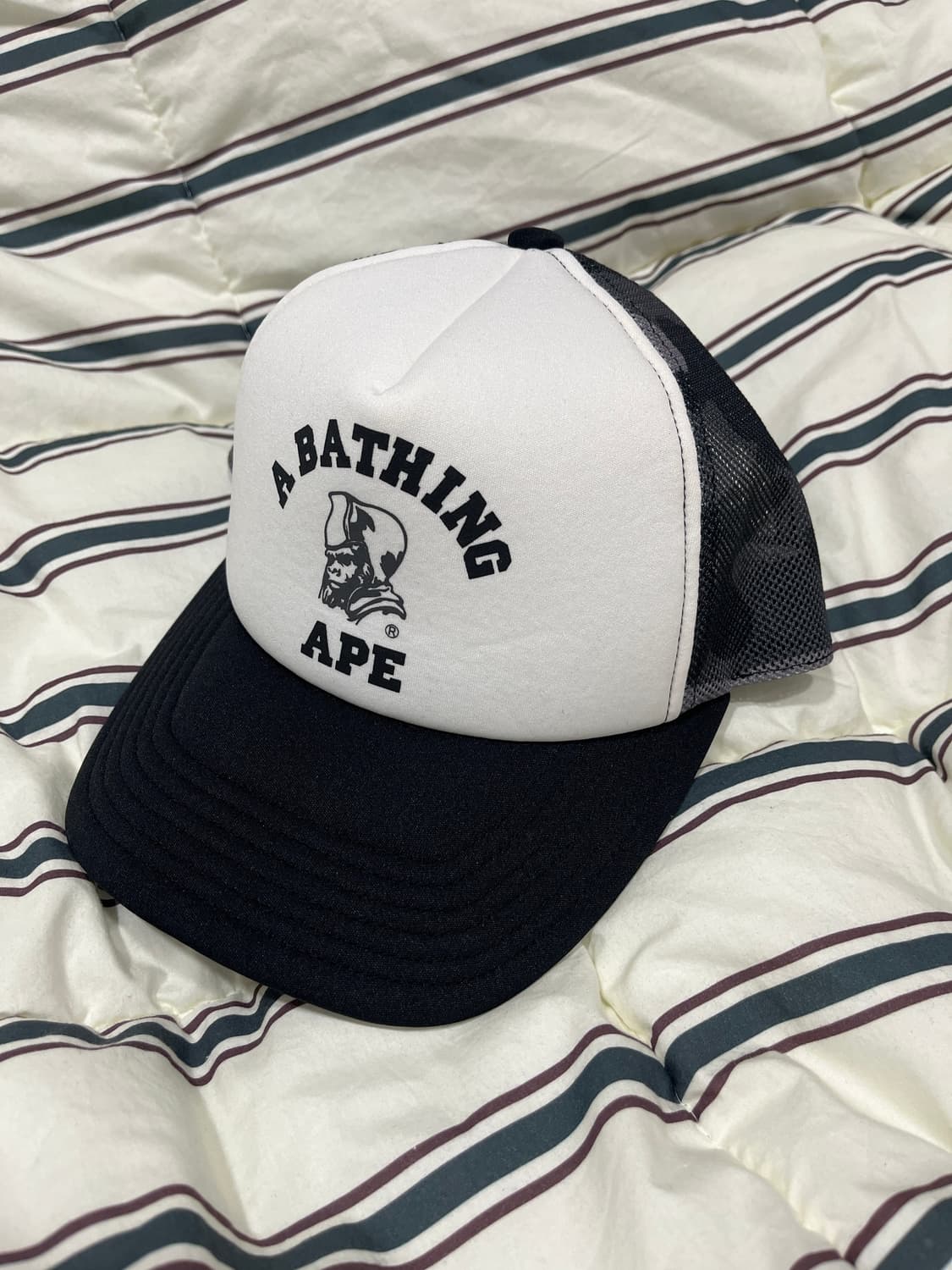 베이프 컬러 카모 메쉬 캡 상품이미지1