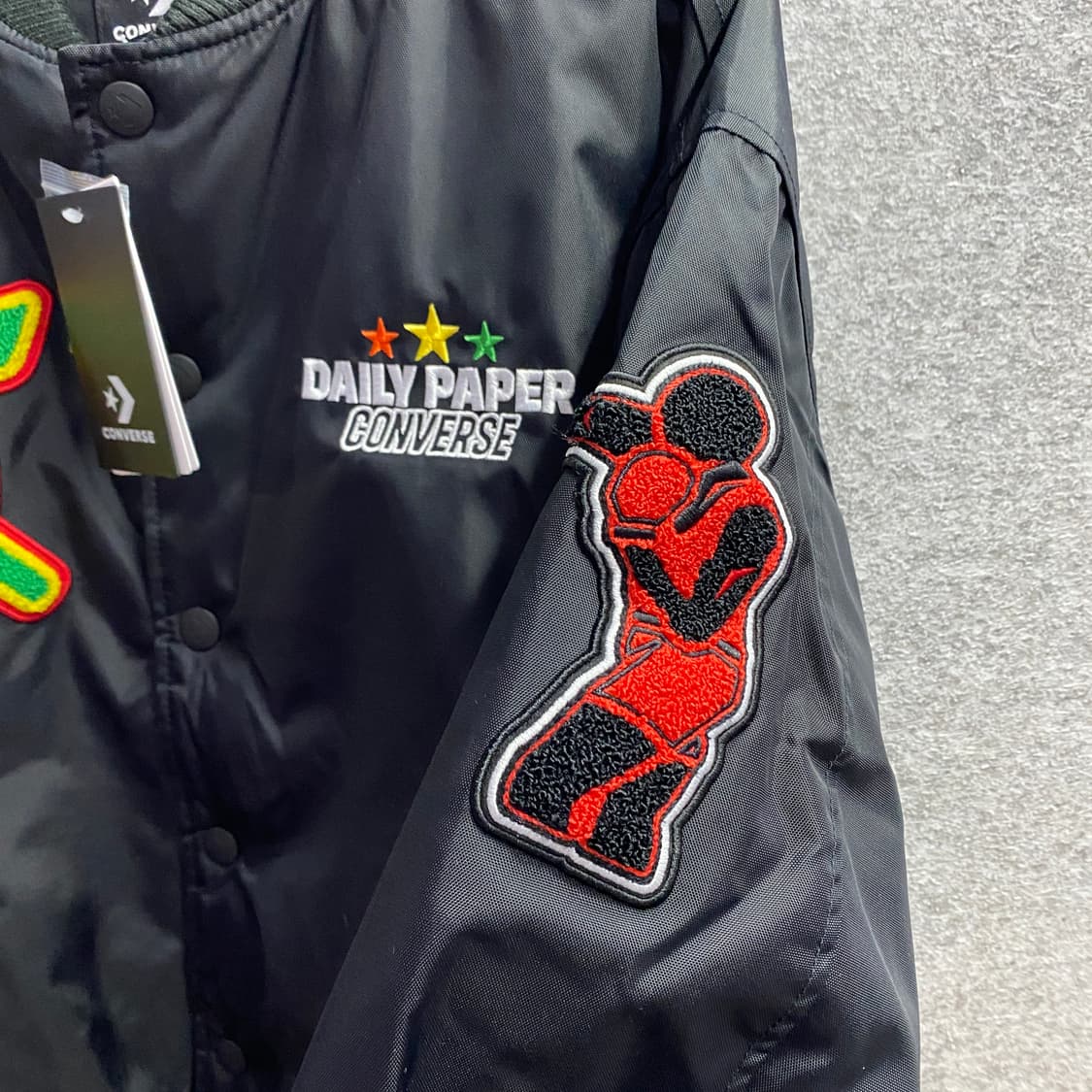 컨버스 x 데일리 페이퍼 스타디움 재킷 B4326 상품이미지4