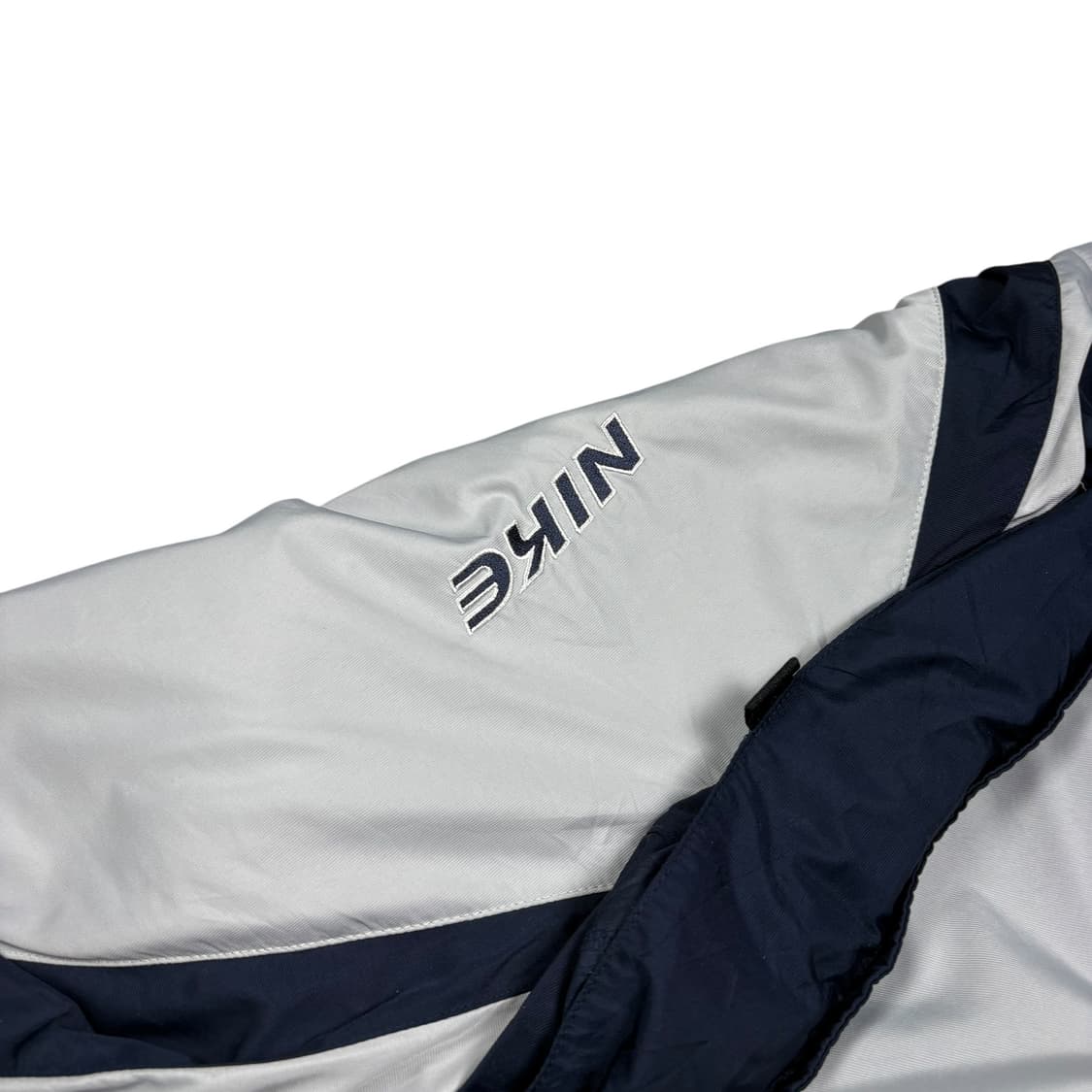 나이키00‘s 센터 스우시로고 아노락 상품이미지3