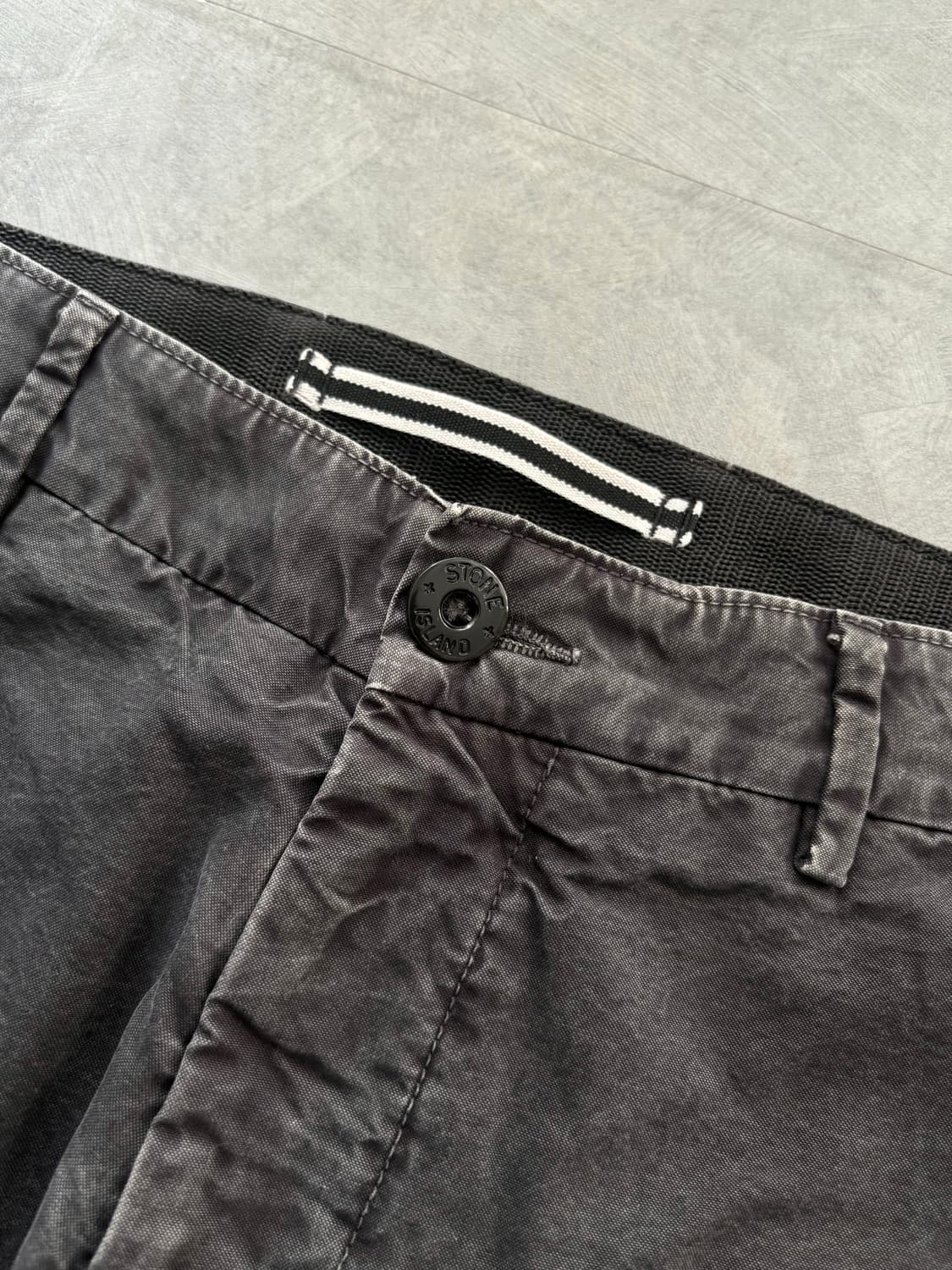  Stone Island 스톤아일랜드 가먼트다잉 치노 팬츠 (3) 상품이미지4
