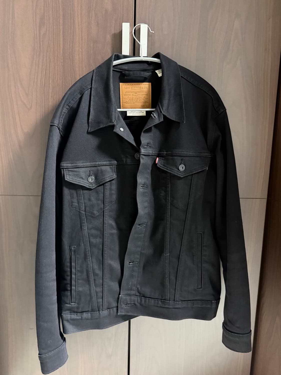 Levi's Premium 블랙 트러커 자켓 상품이미지1