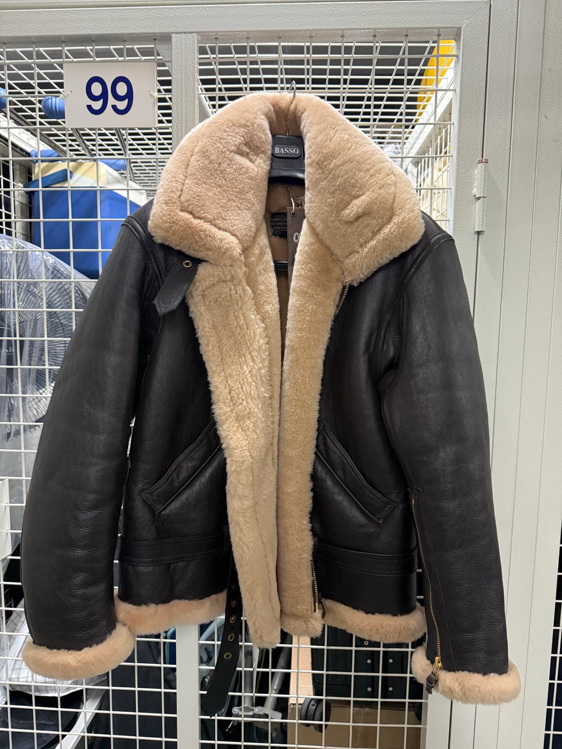 톰하디가 될 수 있다. 양가죽 무스탕 R.A.F 42사이즈 상품이미지2