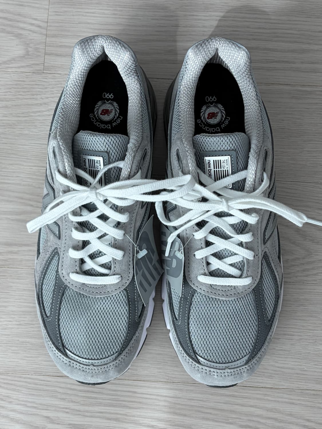 [270] 뉴발란스 990v4 그레이 새상품 상품이미지3