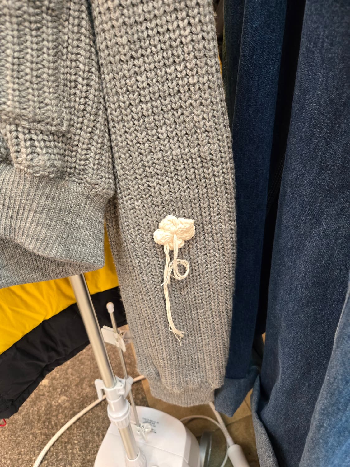 [쿨거환영] KIJUN 크로셰 니트 크롭 후드 집업 상품이미지4