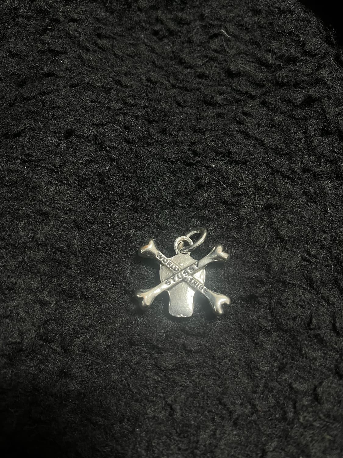 스투시 해골 목걸이 참 상품이미지2