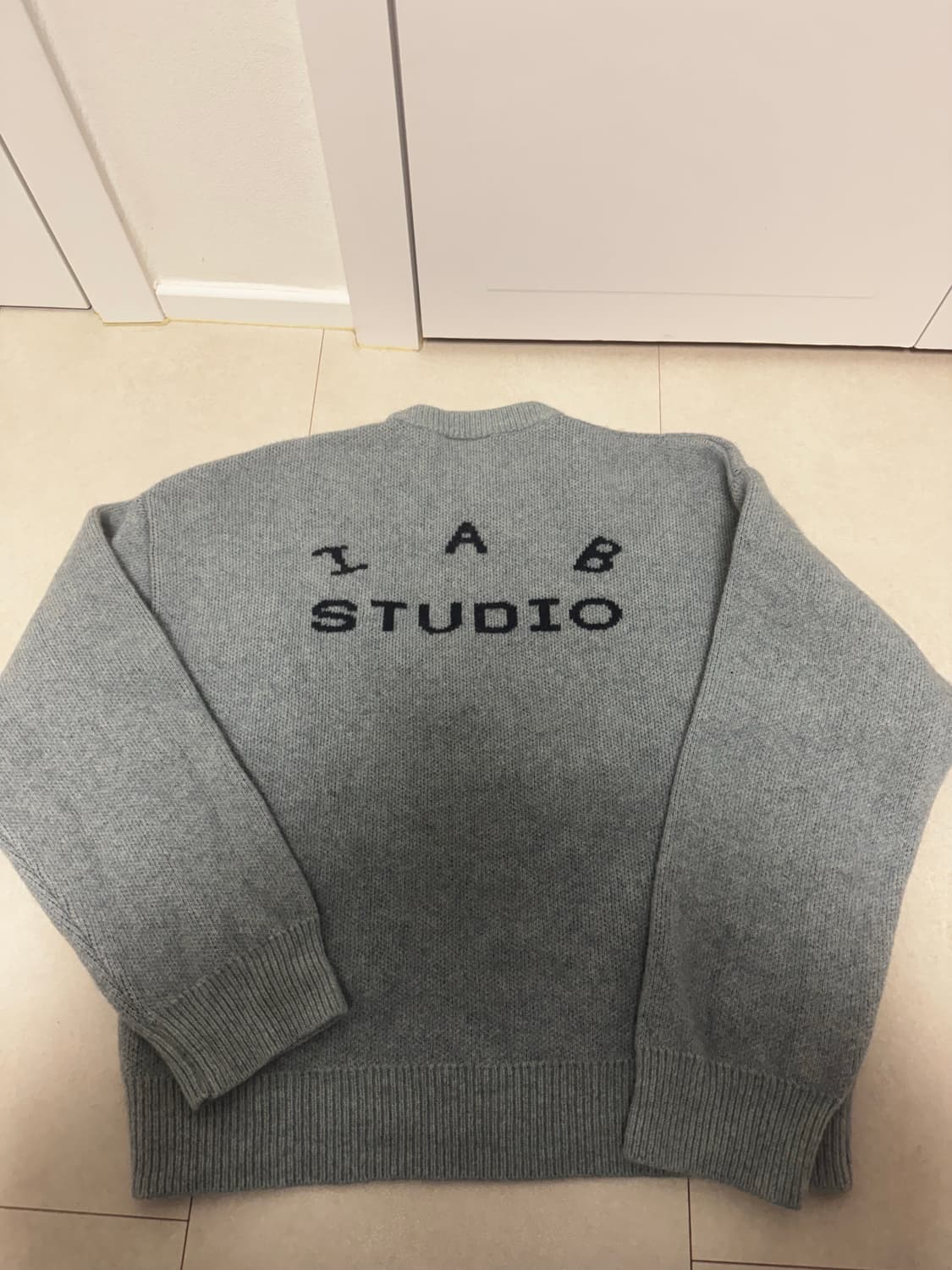 아이앱 스튜디오 니트 스틸 블루 L 상품이미지1