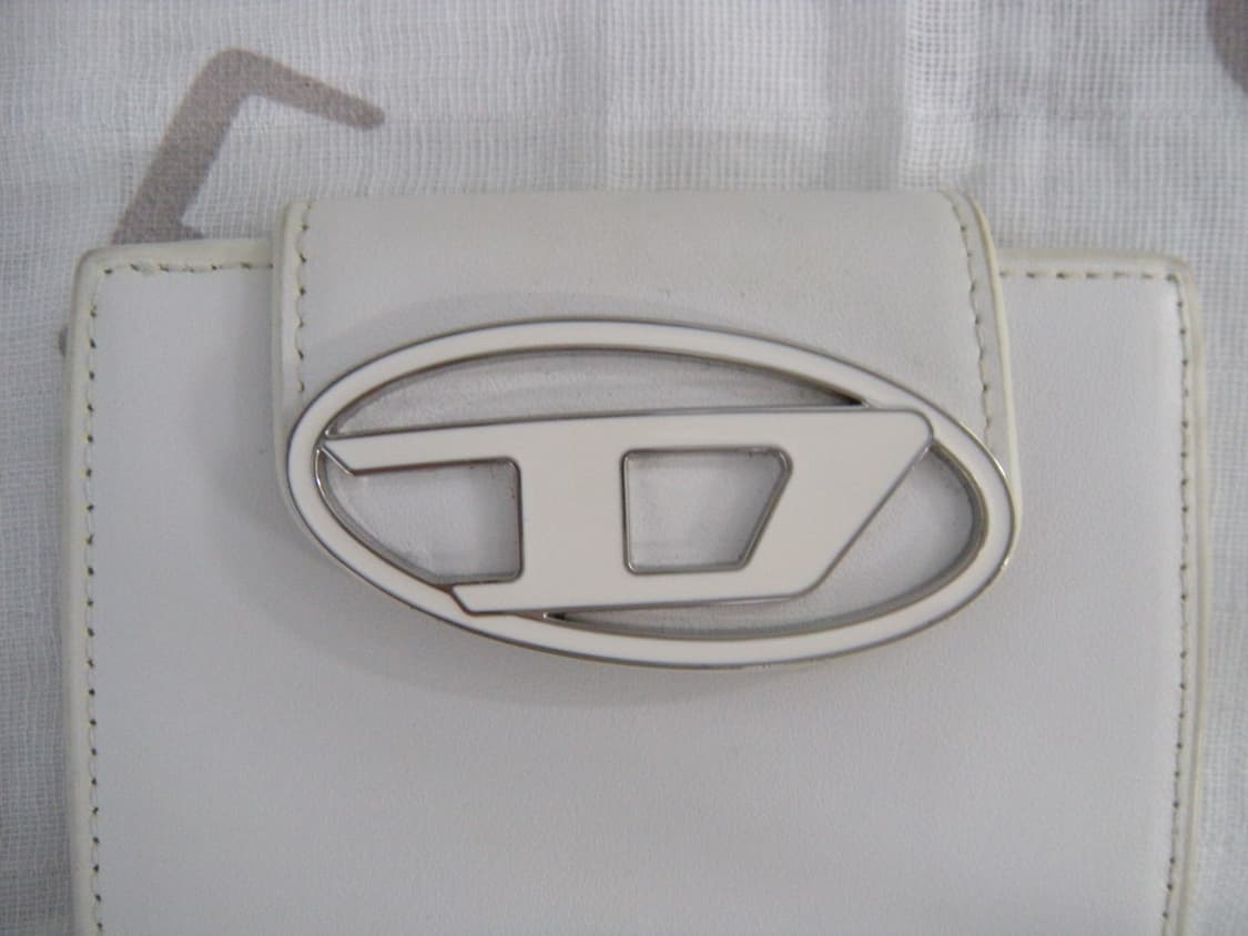 디젤 카밀 레더 월렛 화이트 상품이미지3