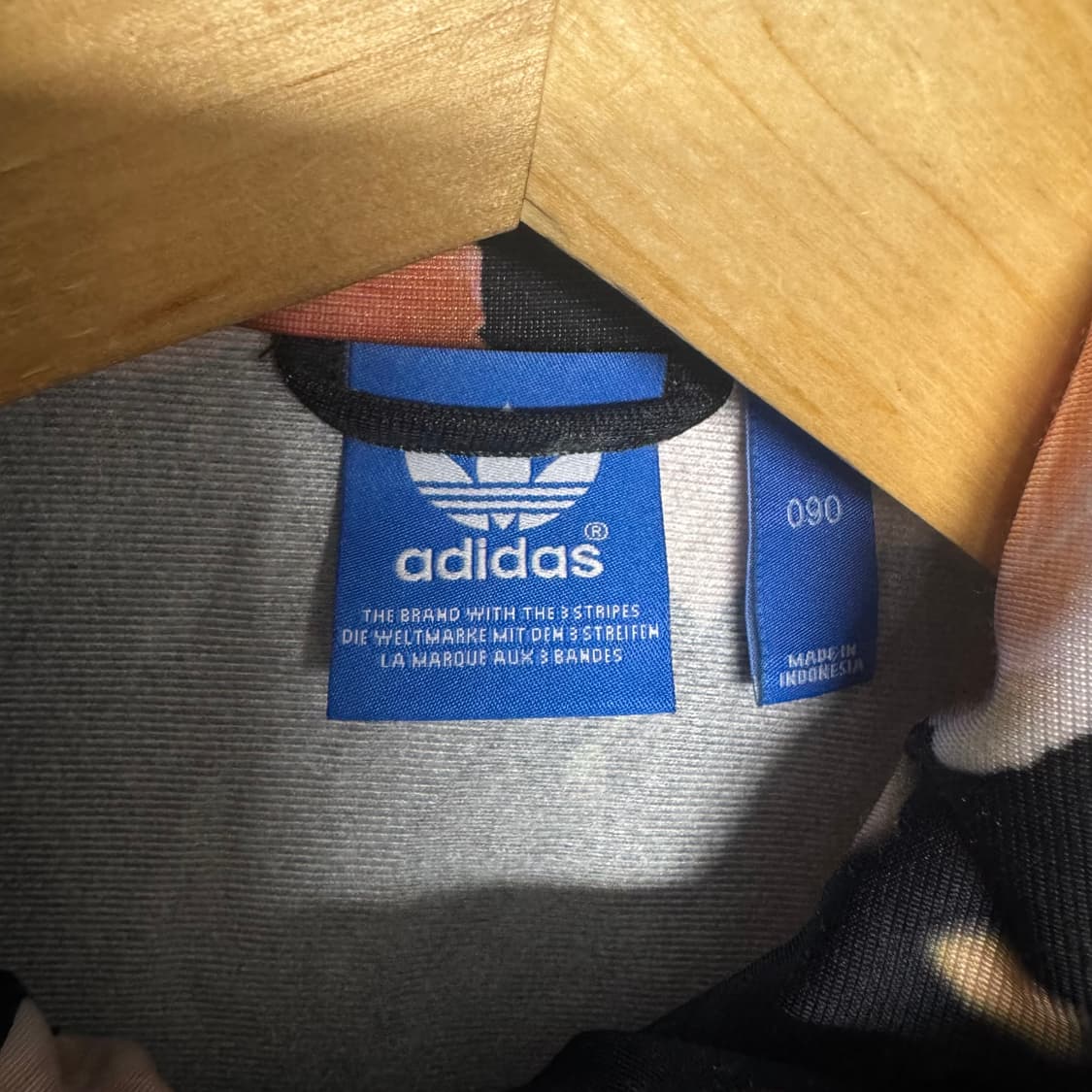 아디다스 꽃무늬 트랙탑 져지 상품이미지4