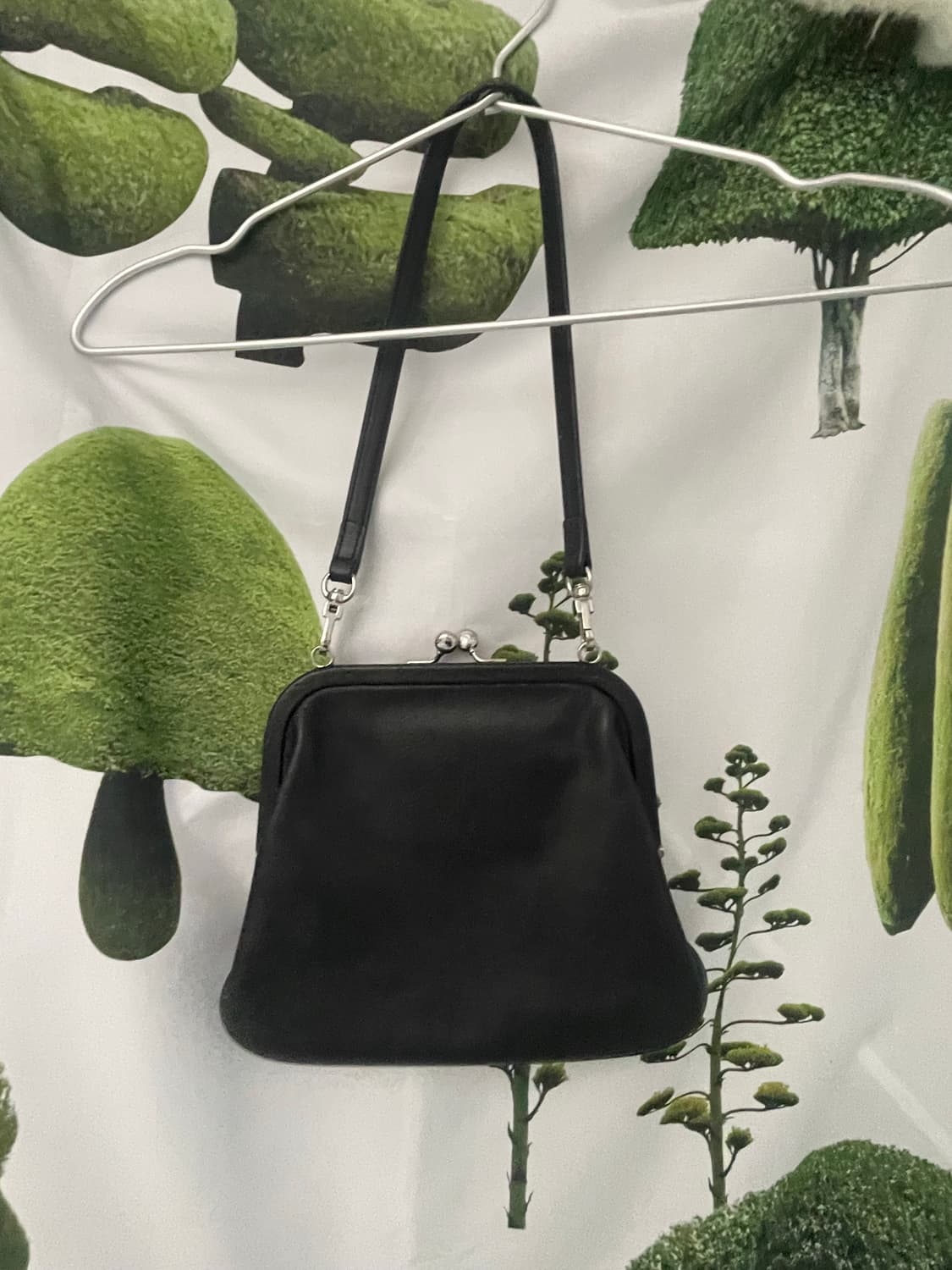 비비안웨스트우드 첼시백 블랙 / 제니가방 상품이미지2