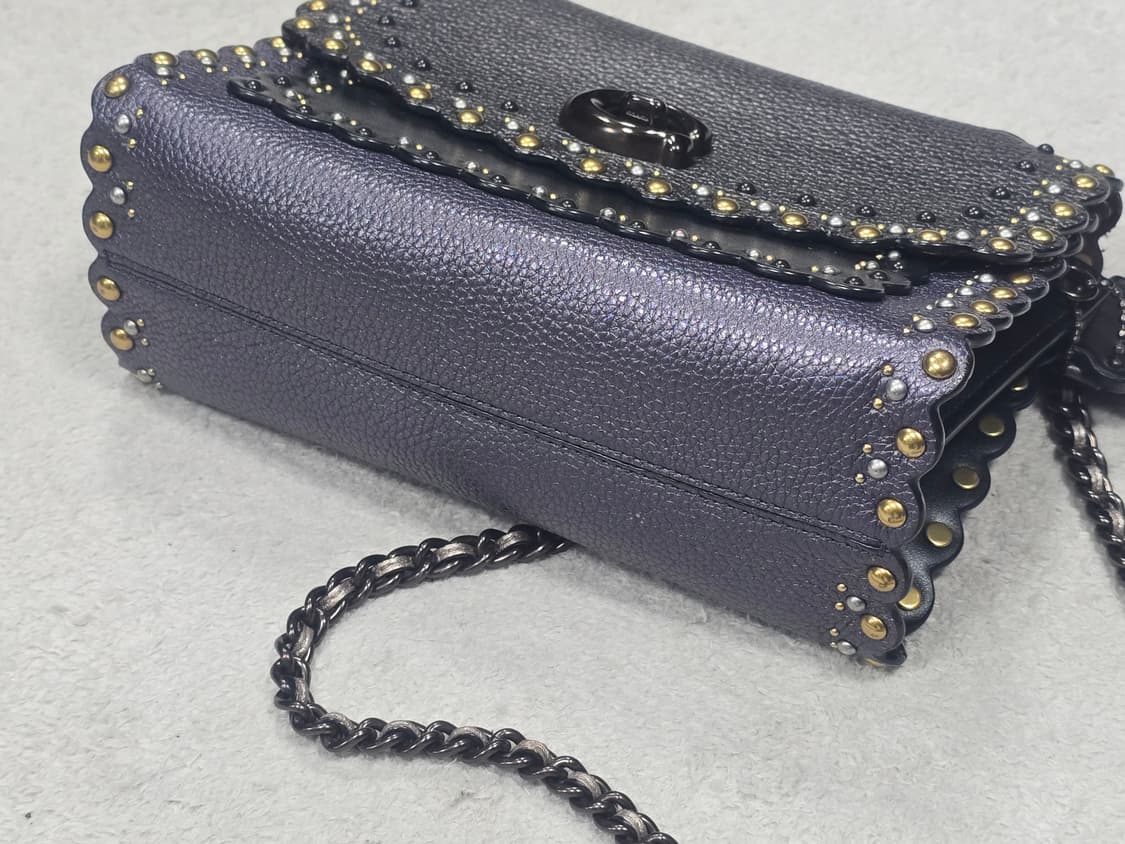 코치 파커 18 스캘럽 리벳  상품이미지5