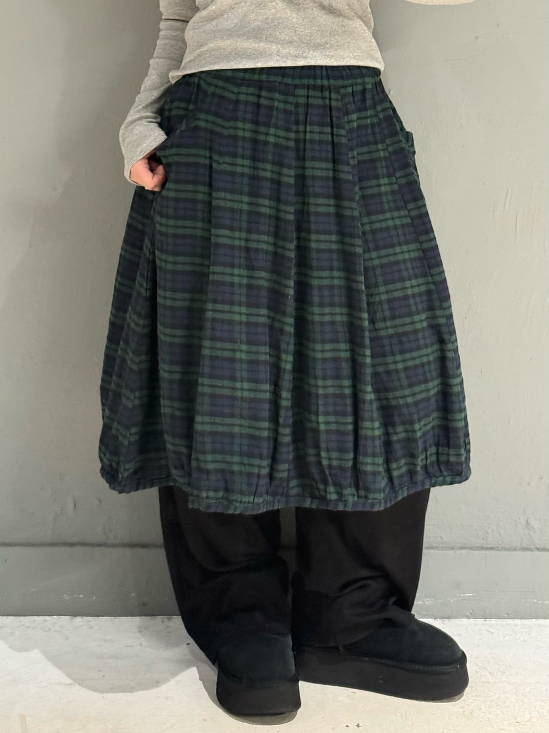 check pattern balloon-fit midi skirt  상품이미지1