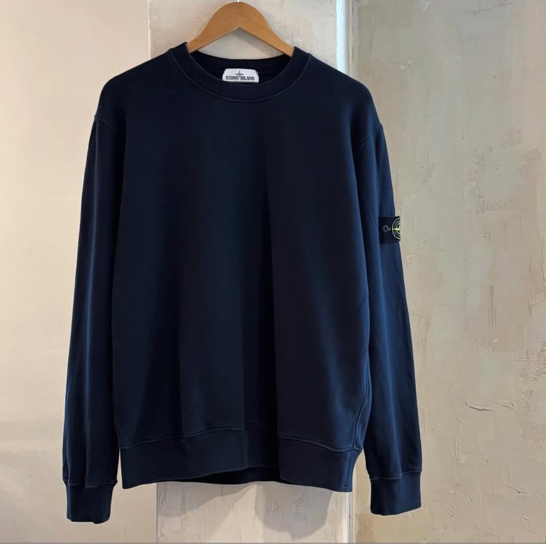 스톤아일랜드 피그먼트 스웻셔츠 상품이미지2