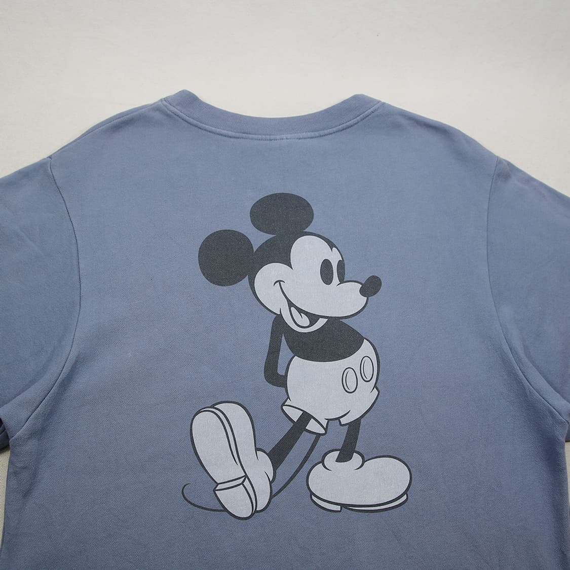 (착용컷) 디즈니 미키마우스 스웻 셔츠 (남성용 105) 상품이미지8