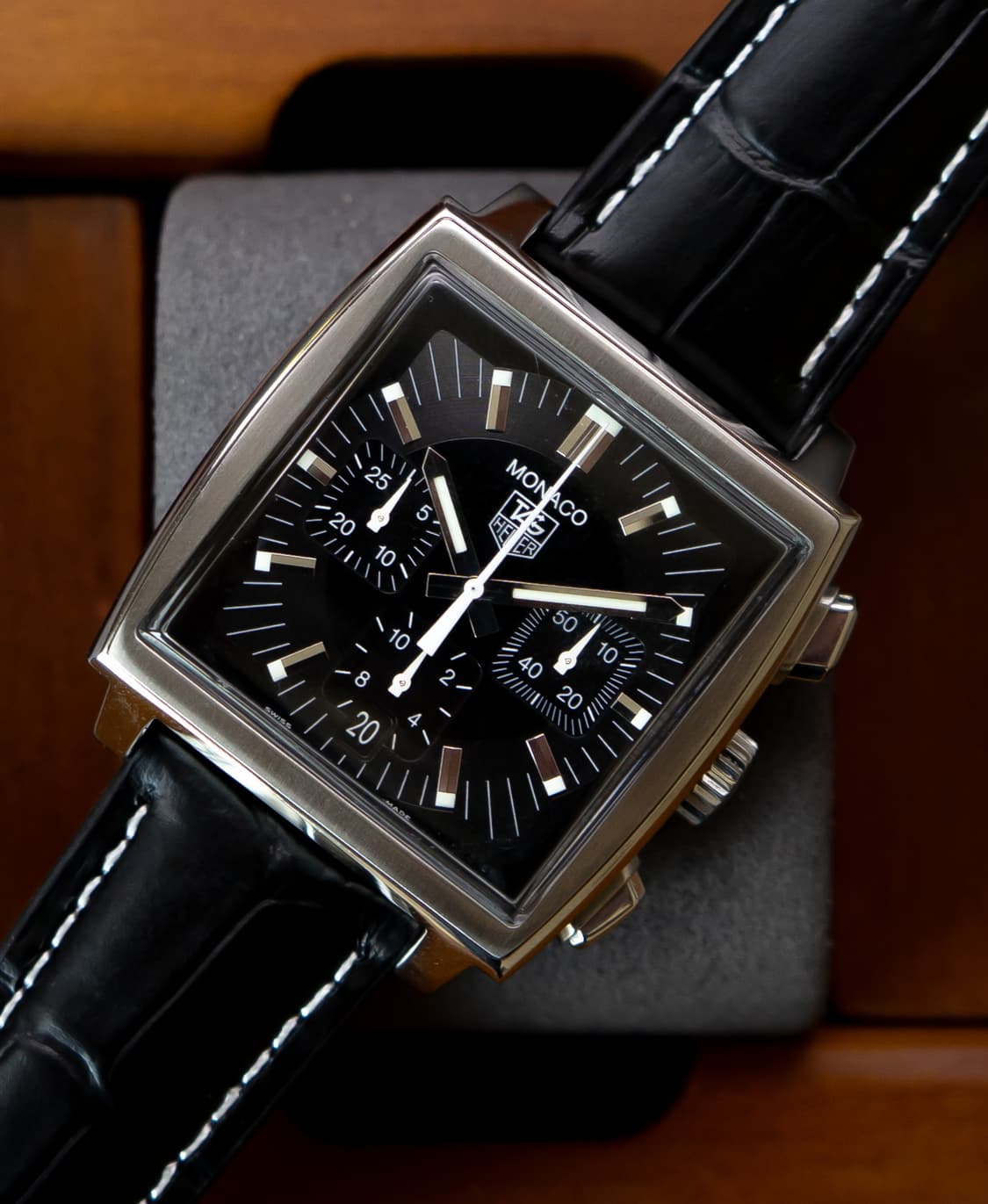 태그호이어 모나코 크로노그래프 CW2111 오토매틱 시계 상품이미지1