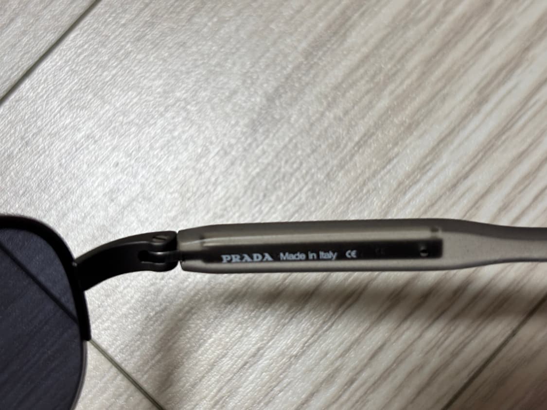 프라다SPR60C 반무테 안경 상품이미지4