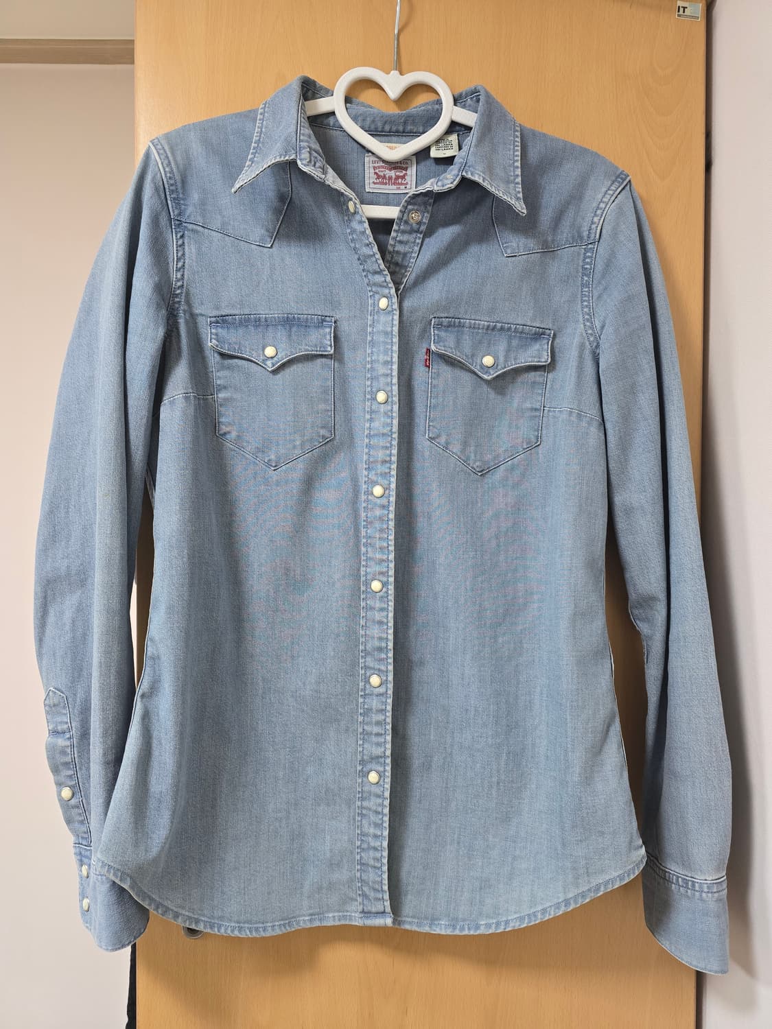리바이스 테일러드핏 데님셔츠 m 상품이미지1