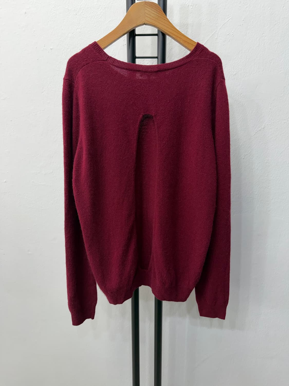 매장판정품) 끌로디피에로 캐시미어 혼방 여성니트 2 상품이미지4