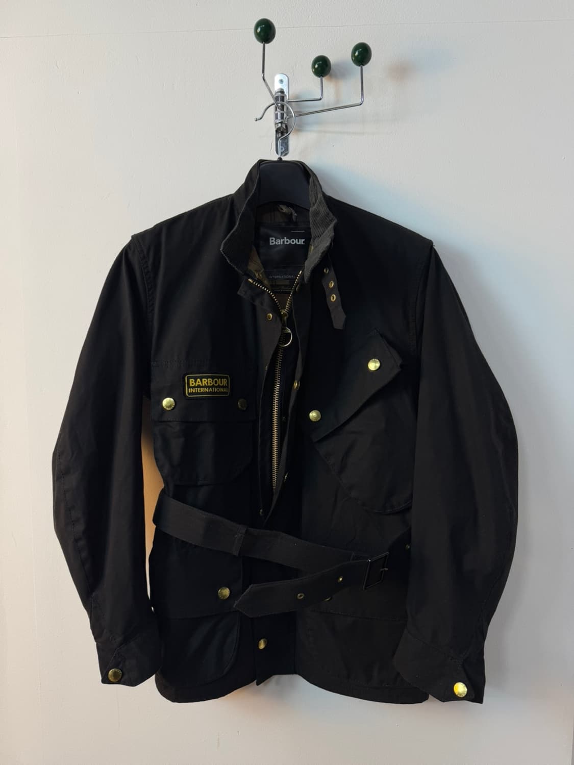 바버 인터내셔널 벨티드 왁스 자켓  상품이미지1