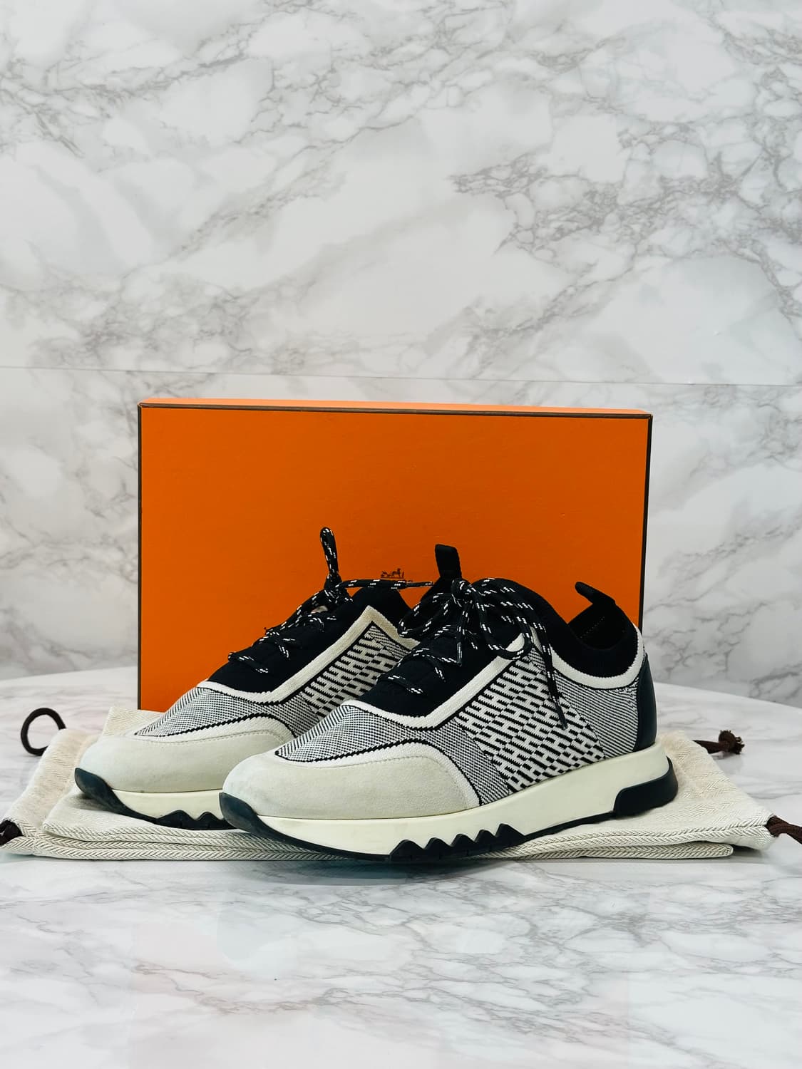 에르메스 어딕트 스니커즈 37 상품이미지2