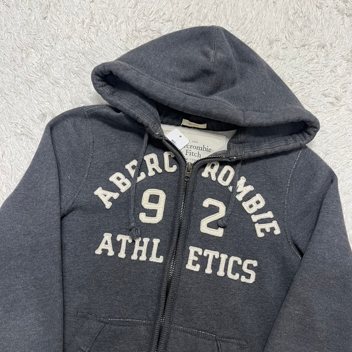 Abercrombie grey zip-up hoodie 상품이미지5