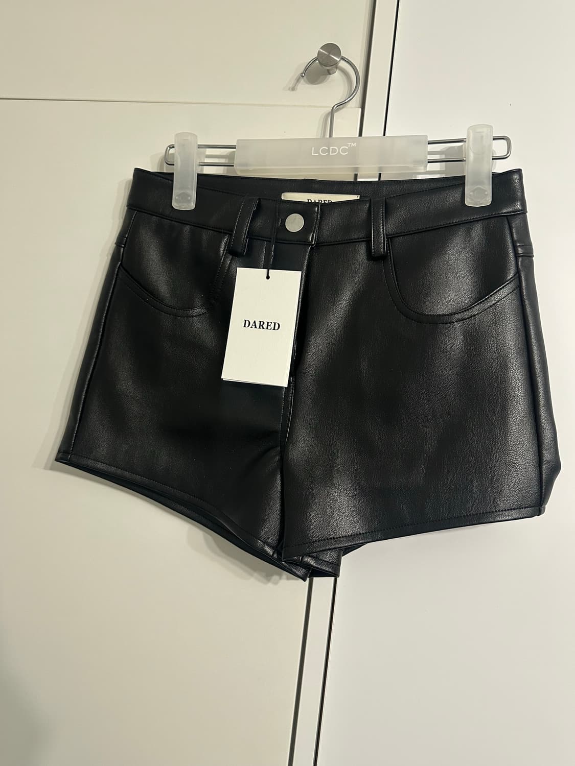 데어드 레더 쇼츠  상품이미지3