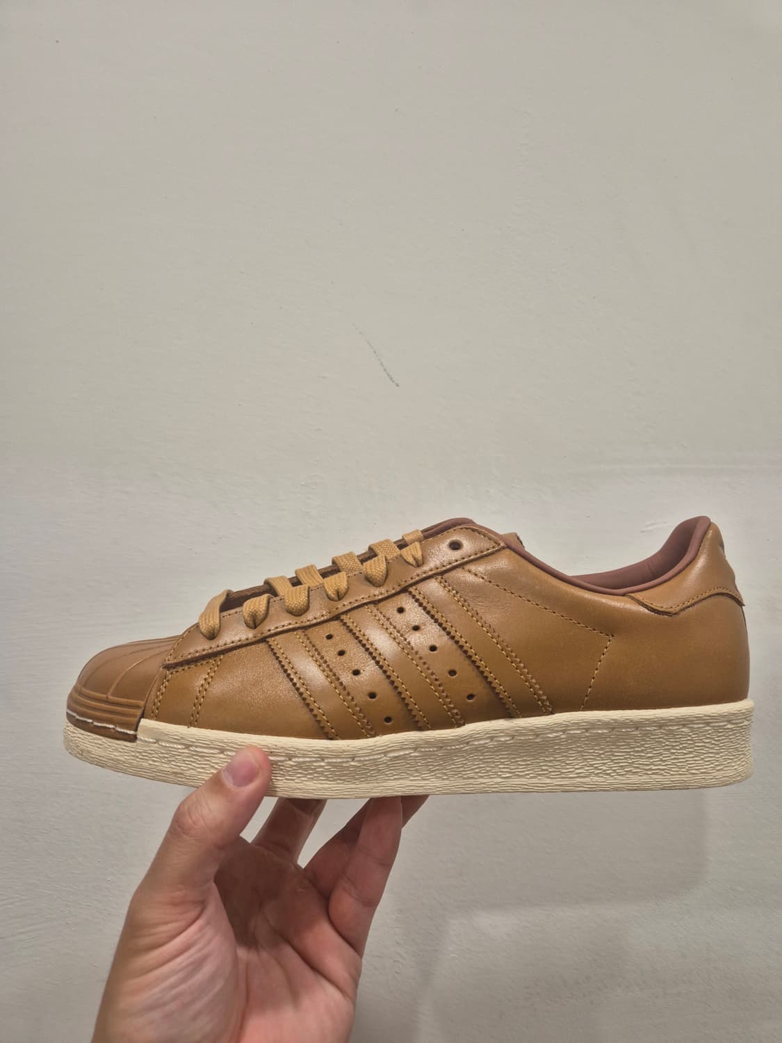 [새상품/260] 아디다스 슈퍼스타 82 서플라이어 컬러 크림 화이트 상품이미지1