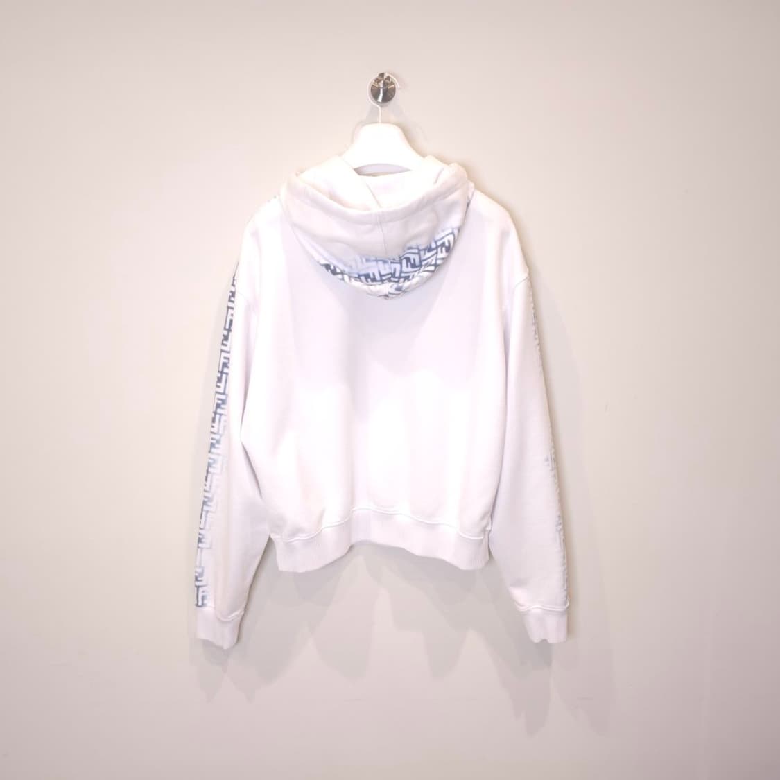 [중고/정품] 펜디 FF 코튼 후드티 M 상품이미지2