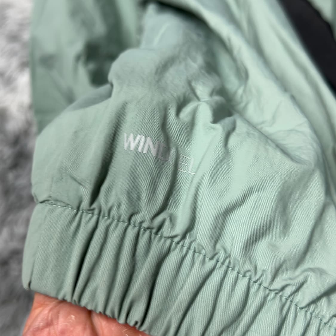 푸마 IPFU 우븐 바람막이 자켓 l 상품이미지4