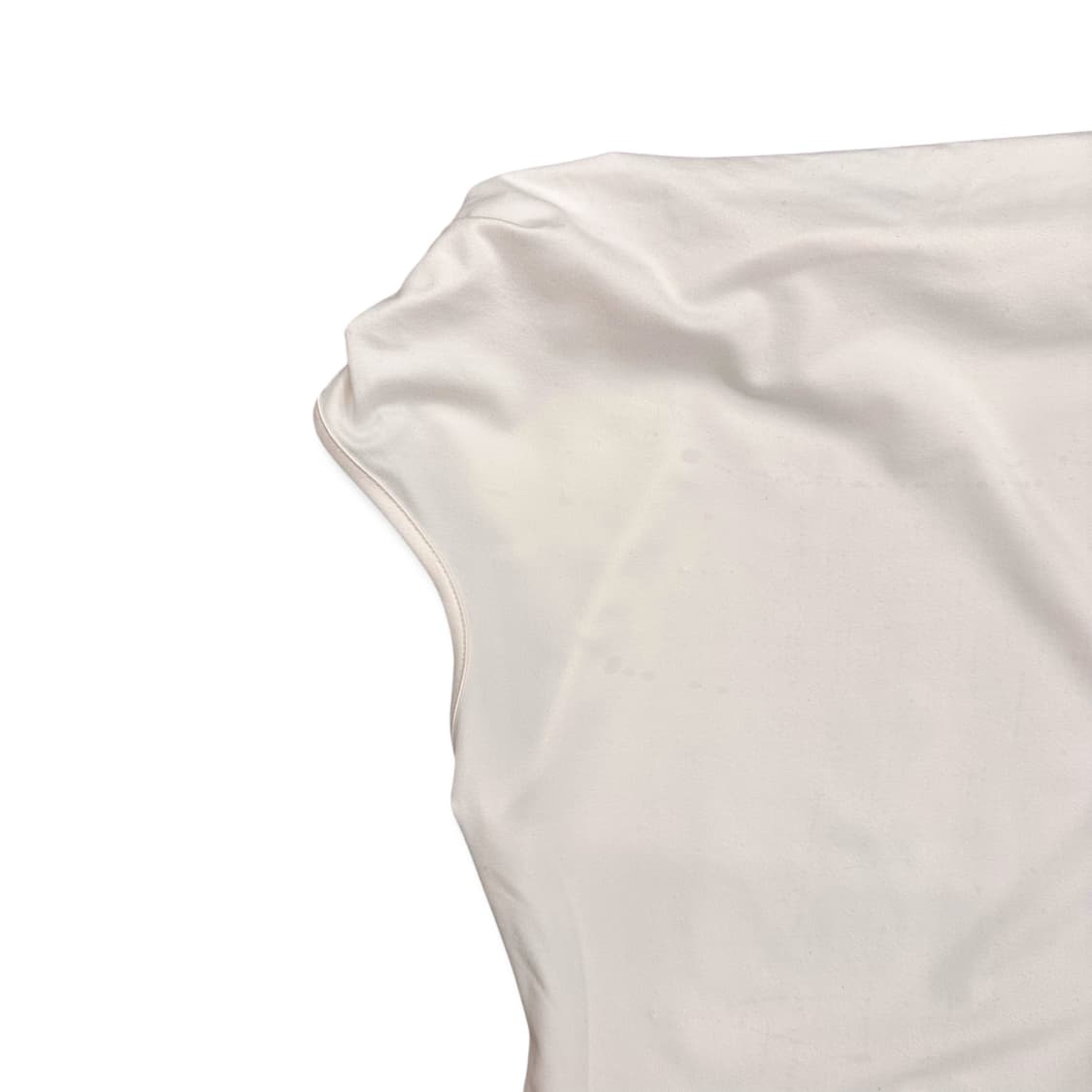 Weebi White One Shoulder Crop Top  상품이미지3