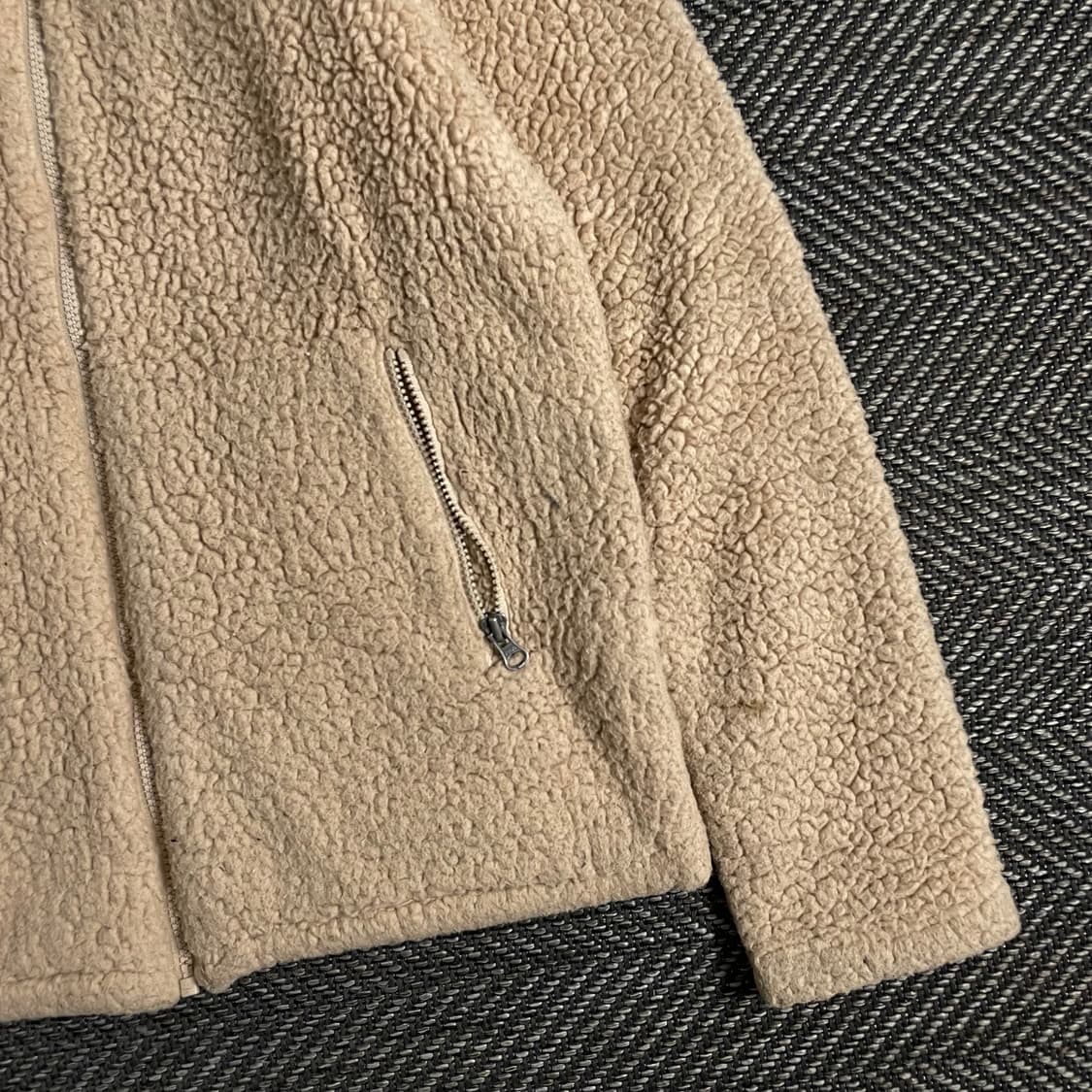 필라 빅로고 미니멀 양털 플리스 자켓o 3053 상품이미지4