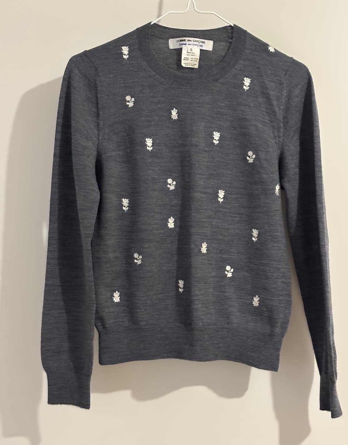 꼼데가르송 플로럴 그레이 니트  상품이미지1