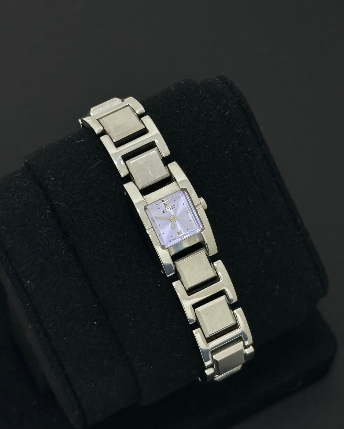 세이코 바이올렛 다이얼 쿼츠 여성 시계 상품이미지1