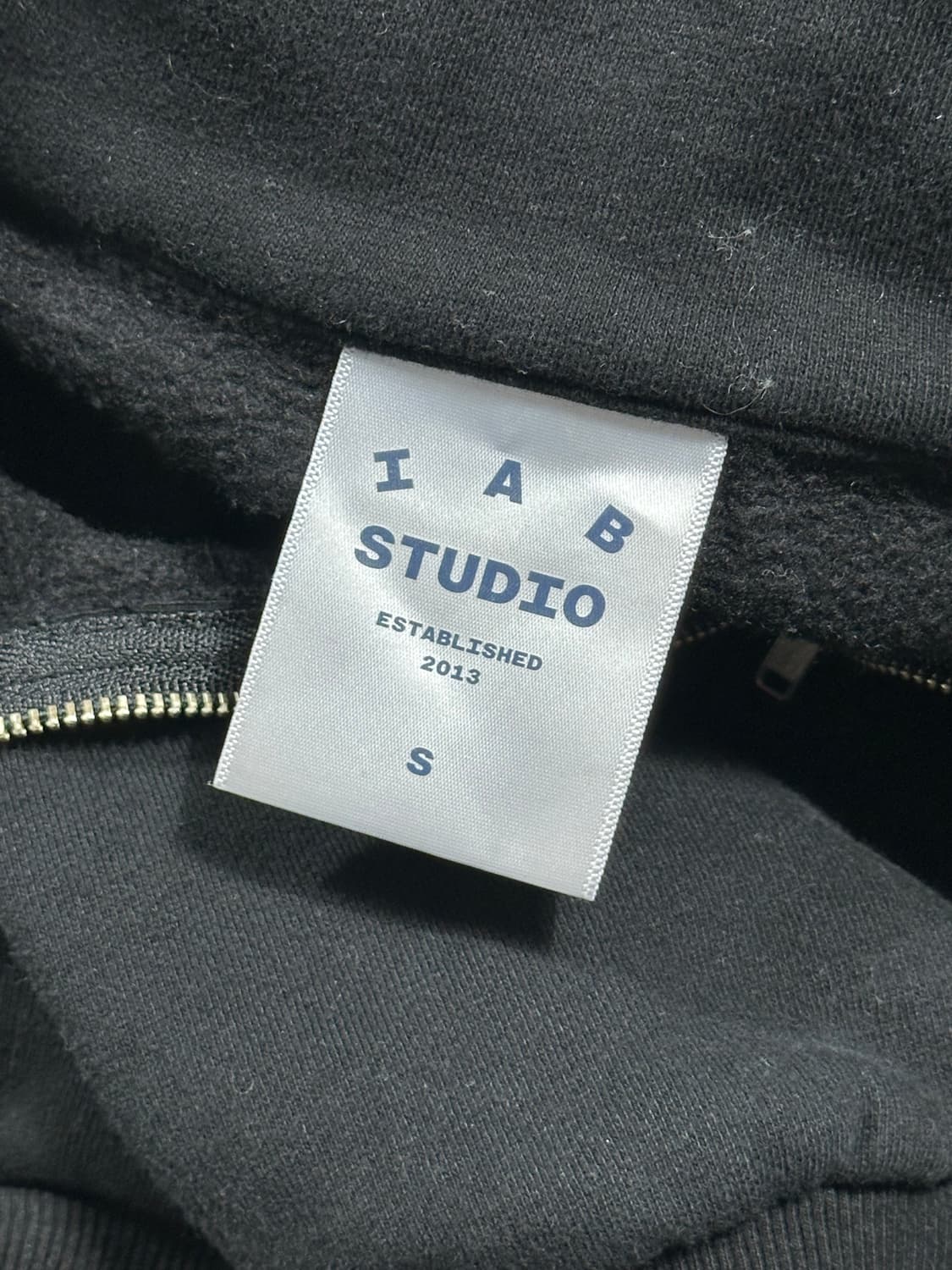 아이앱스튜디오 하프집업 S 상품이미지6